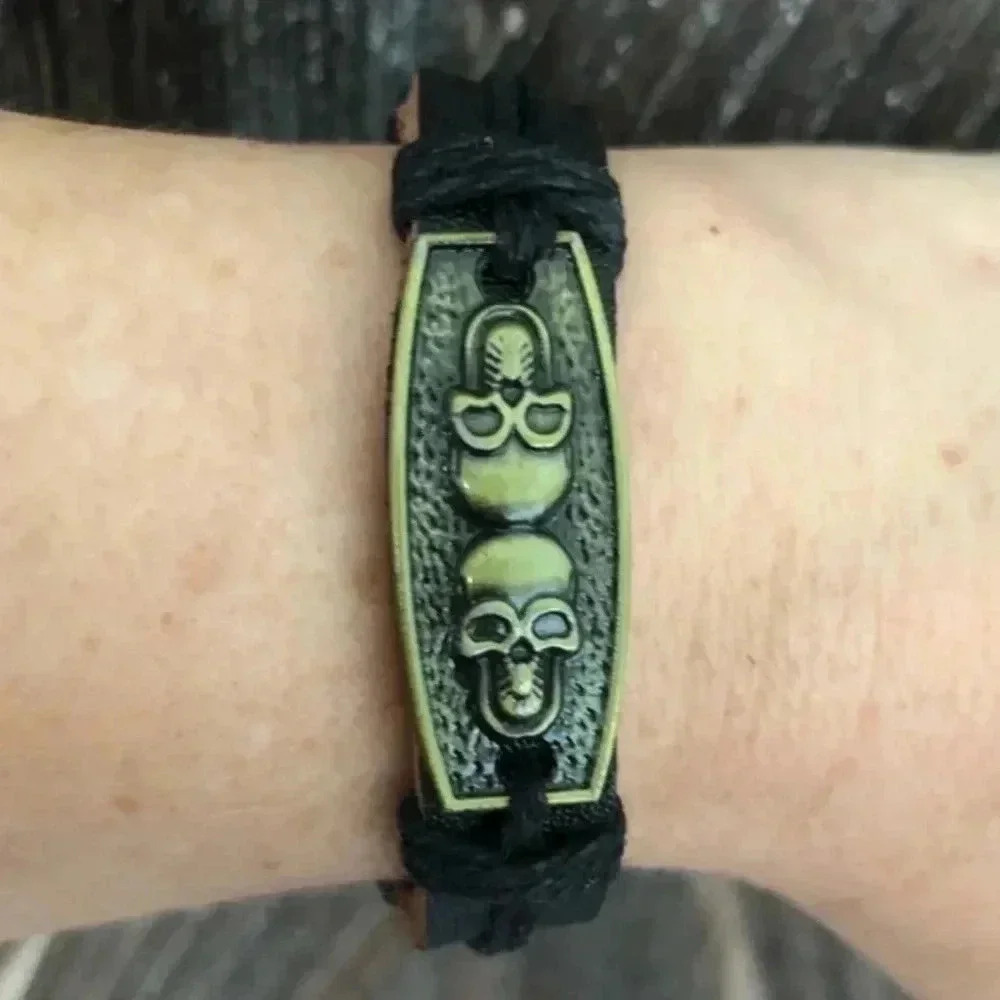 Bronze Double Skull Leather & Hemp Adjustable Bracelet A NWT